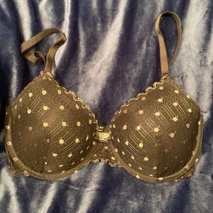 New Gap favorite tshirt lace bra 32D